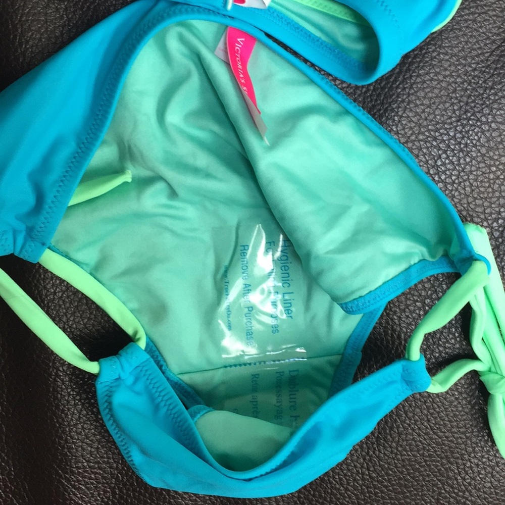NWOT VIctorias Secret bikini! - Picture 3 of 5